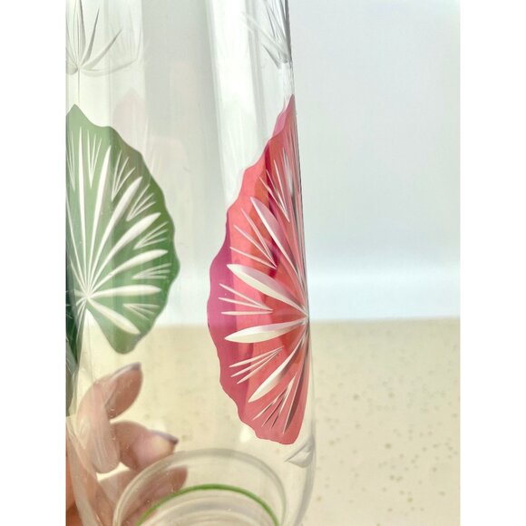 Vintage tall vase, etched glass, lily pads design, cut to clear glass - Picture 9 of 10